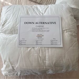 Quince Down Alternative Comforter - Thumbnail 4